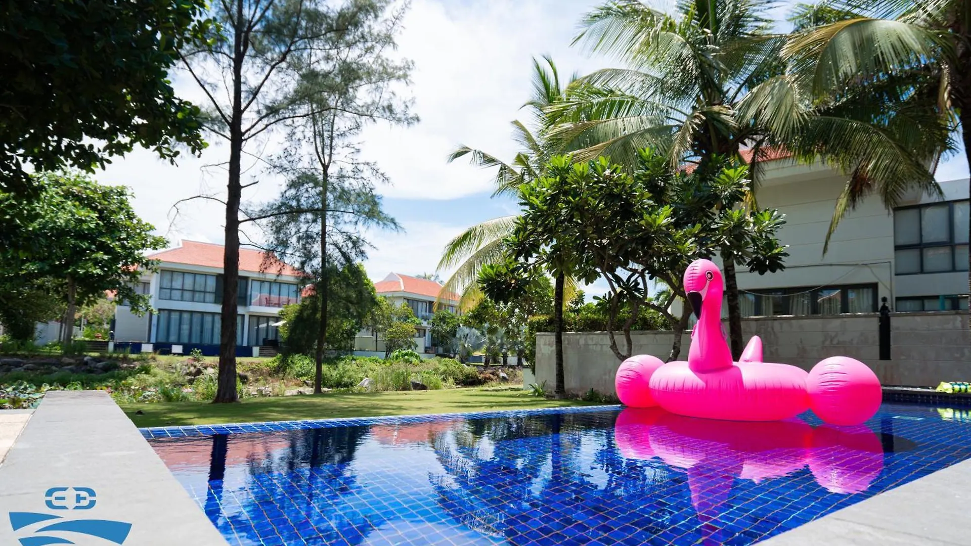 Private Pool 4 Bedroom Villas By Emblemsea Da Nang 0*,  Vietnam