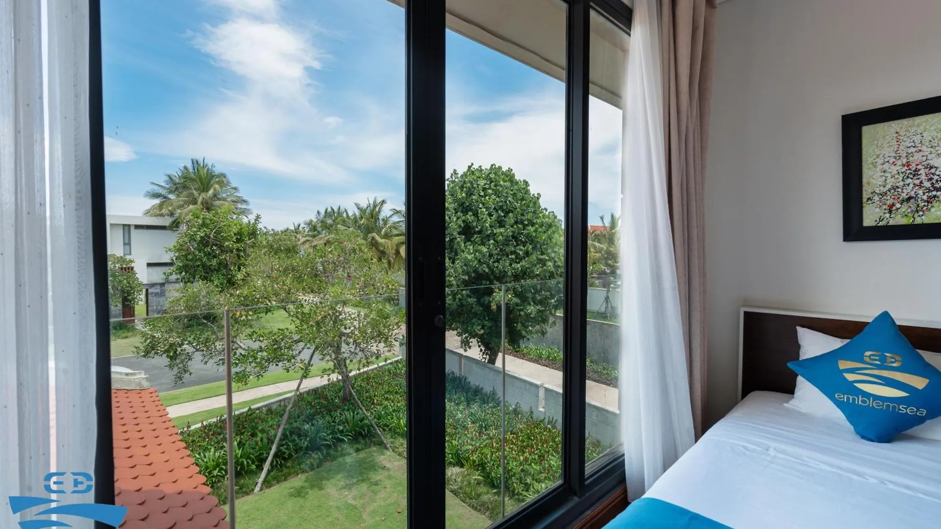 Private Pool 4 Bedroom Villas By Emblemsea Da Nang