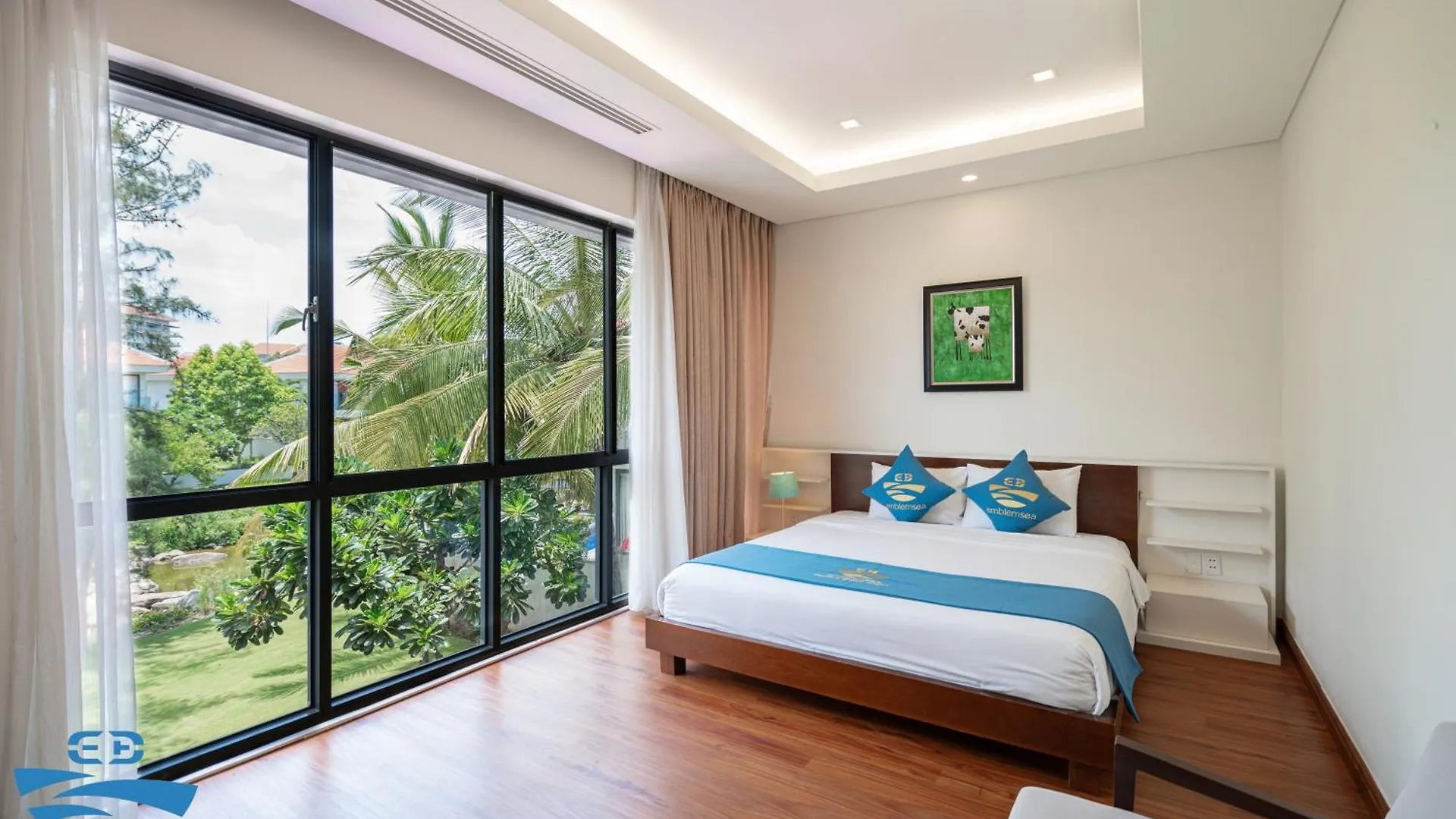 Private Pool 4 Bedroom Villas By Emblemsea Da Nang