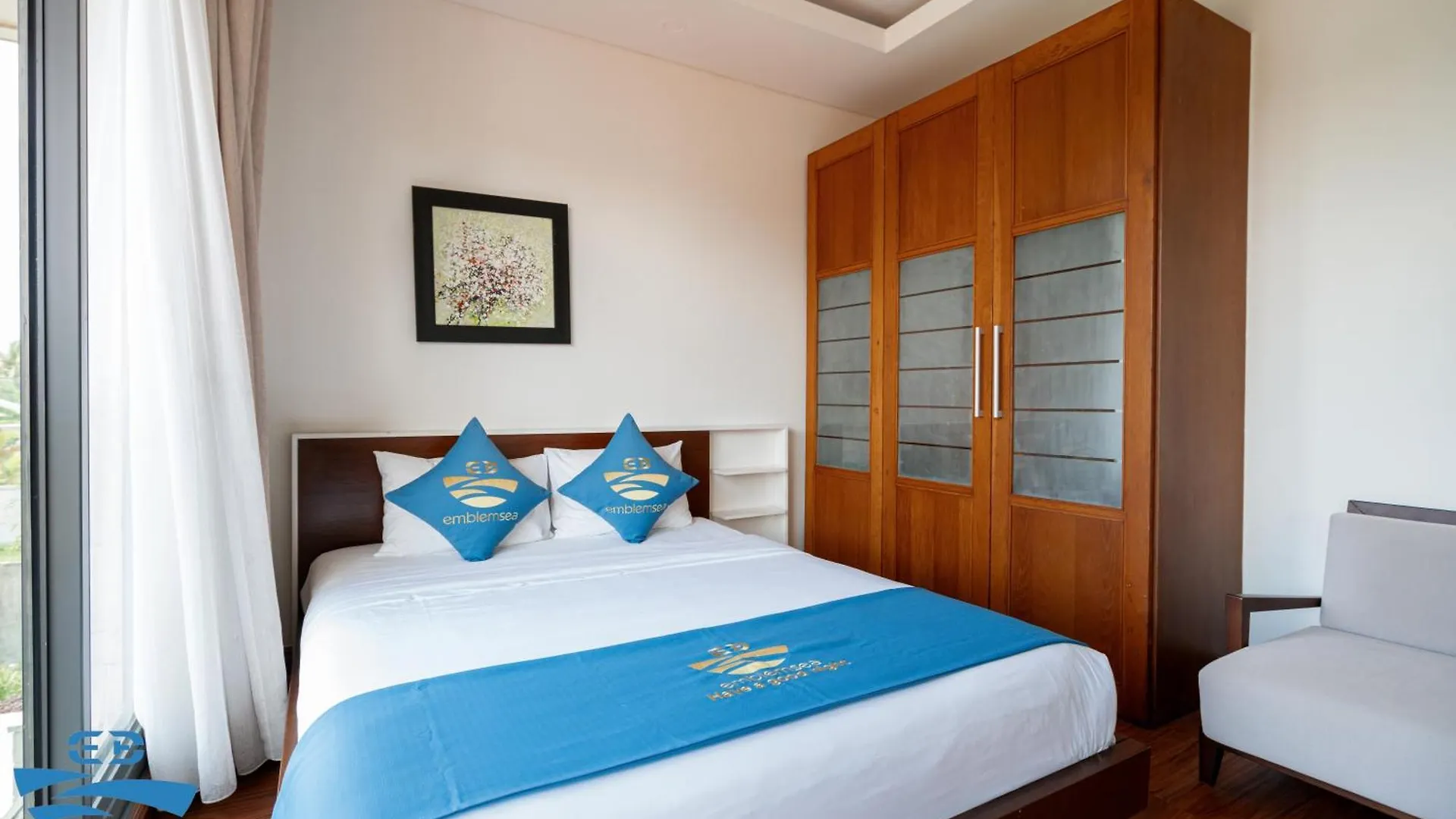 Private Pool 4 Bedroom Villas By Emblemsea Da Nang 0*,